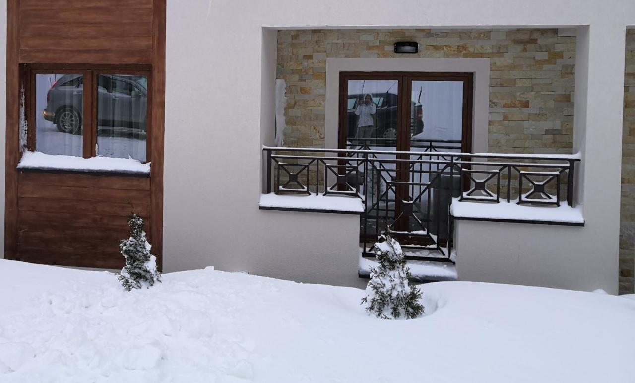 Sky Cabin Apartments كوباونيك المظهر الخارجي الصورة