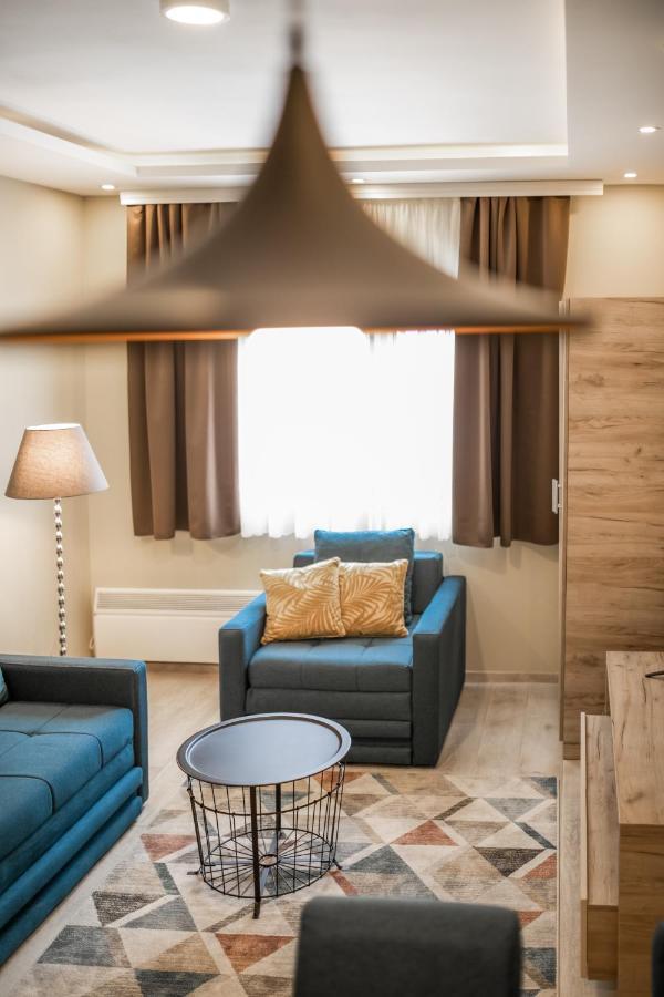Sky Cabin Apartments كوباونيك المظهر الخارجي الصورة